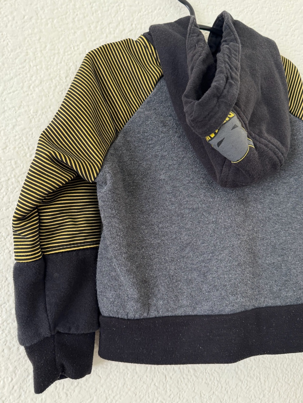 Batman Zip-Up Jacket - Picture 9 of 11